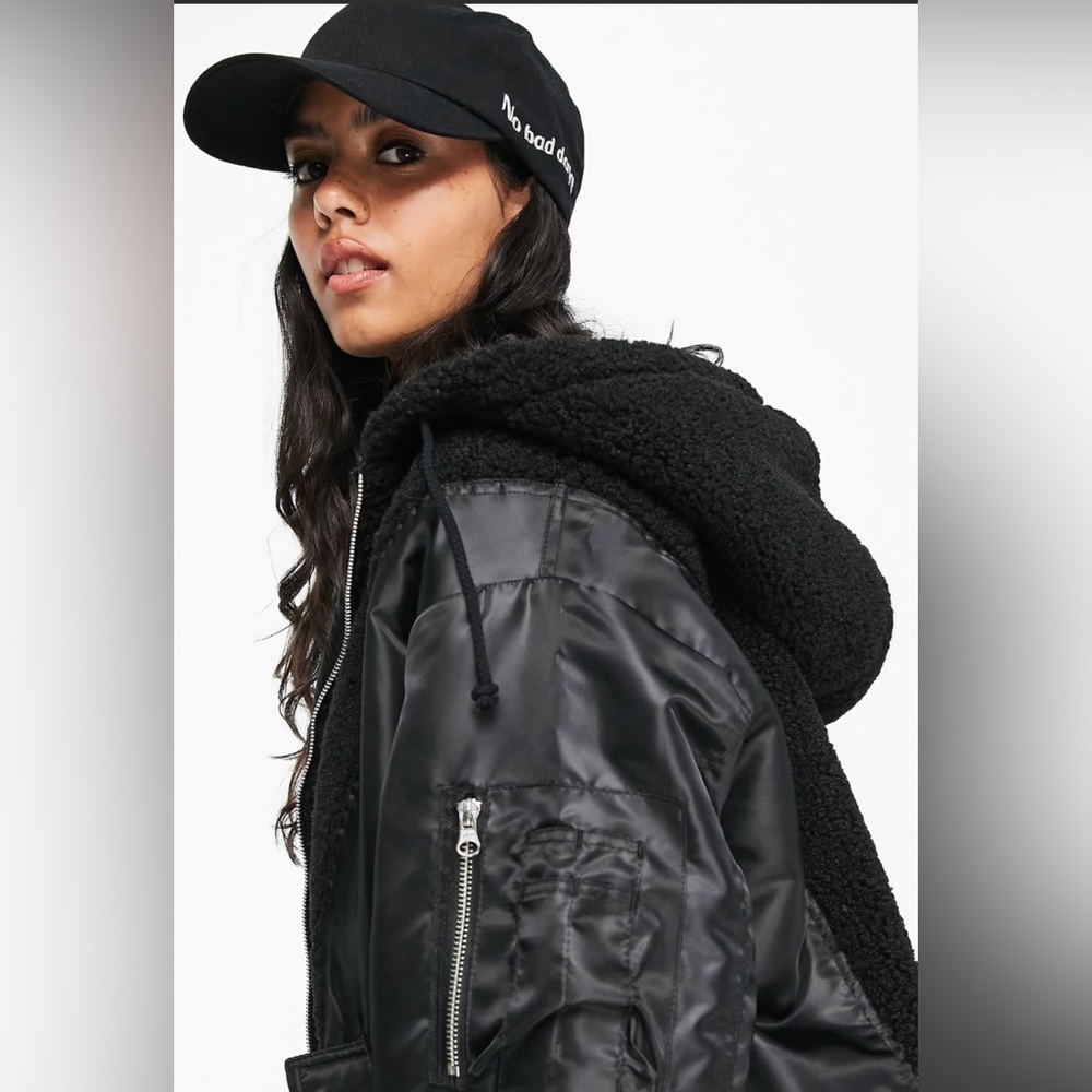 Oversized Fleece Patched Bomber Jacket ASOS Design Size XL/Size 14 GUC - Picture 2 of 9